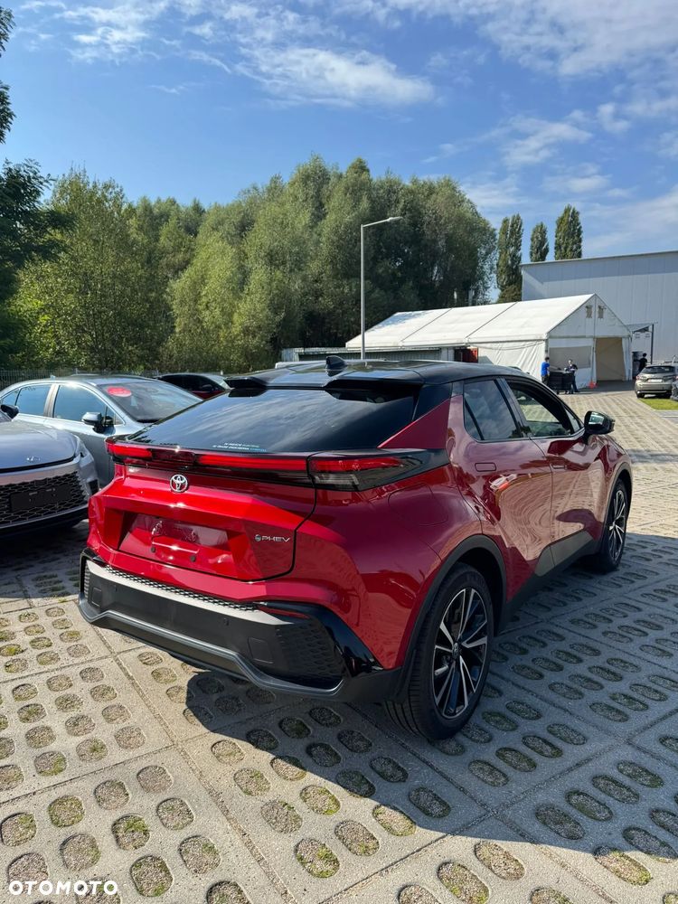 Toyota C-HR 2.0 PHEV Dynamic Force Executive - 4