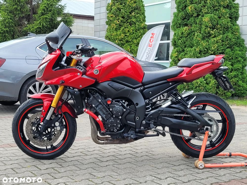 Yamaha FZ - 16