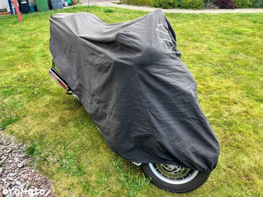 Harley-Davidson FLHTCU Ultra - 23