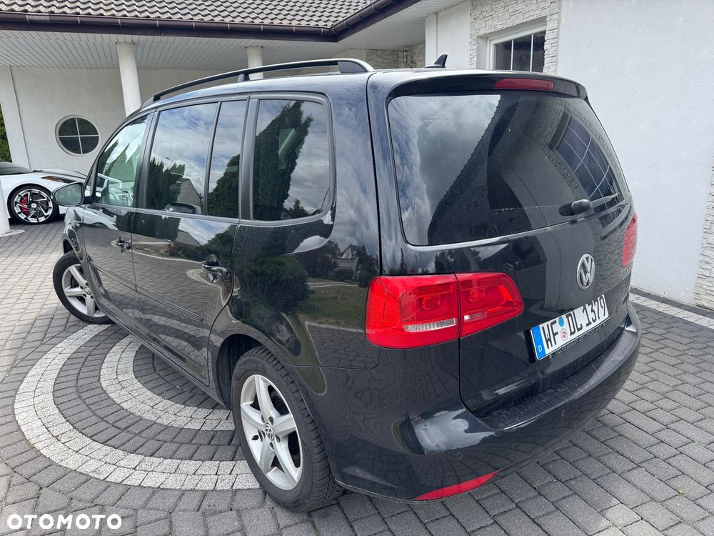 Volkswagen Touran 1.4 TSI DSG MATCH - 4