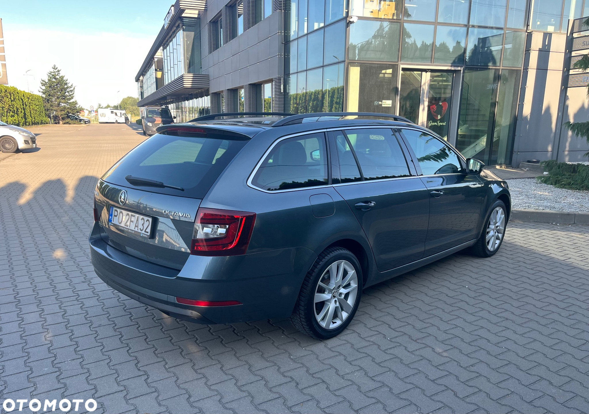 Skoda Octavia 1.8 TSI Style DSG - 6