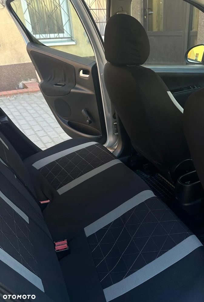 Peugeot 207 1.4 16V Presence - 9