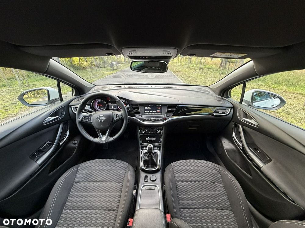 Opel Astra - 34