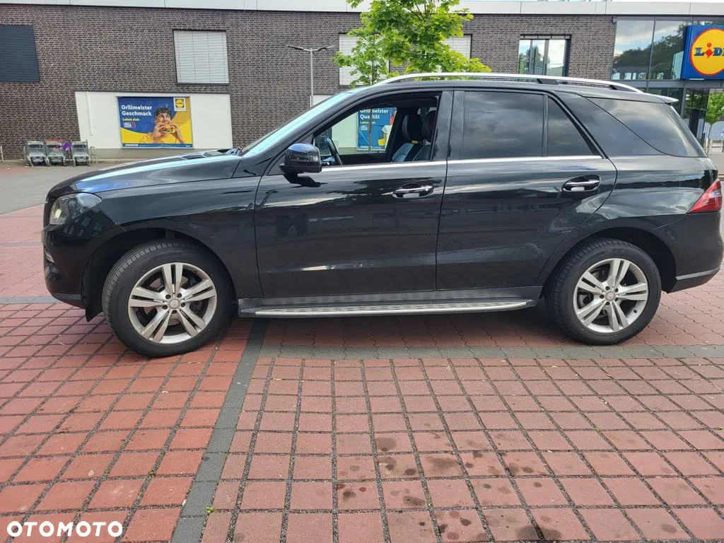 Mercedes-Benz ML 350 4MATIC (BlueEFFICIENCY) 7G-TRONIC - 4