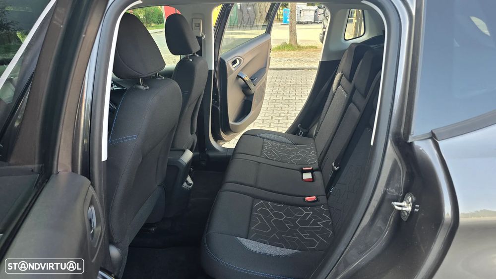Peugeot 2008 1.5 BlueHDi Signature - 51
