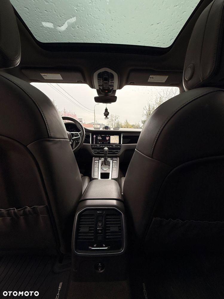 Porsche Macan Standard - 15