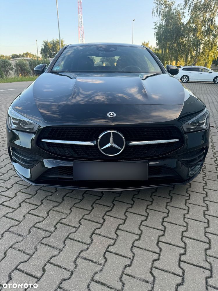 Mercedes-Benz CLA 250 E AMG Line 8G-DCT - 17