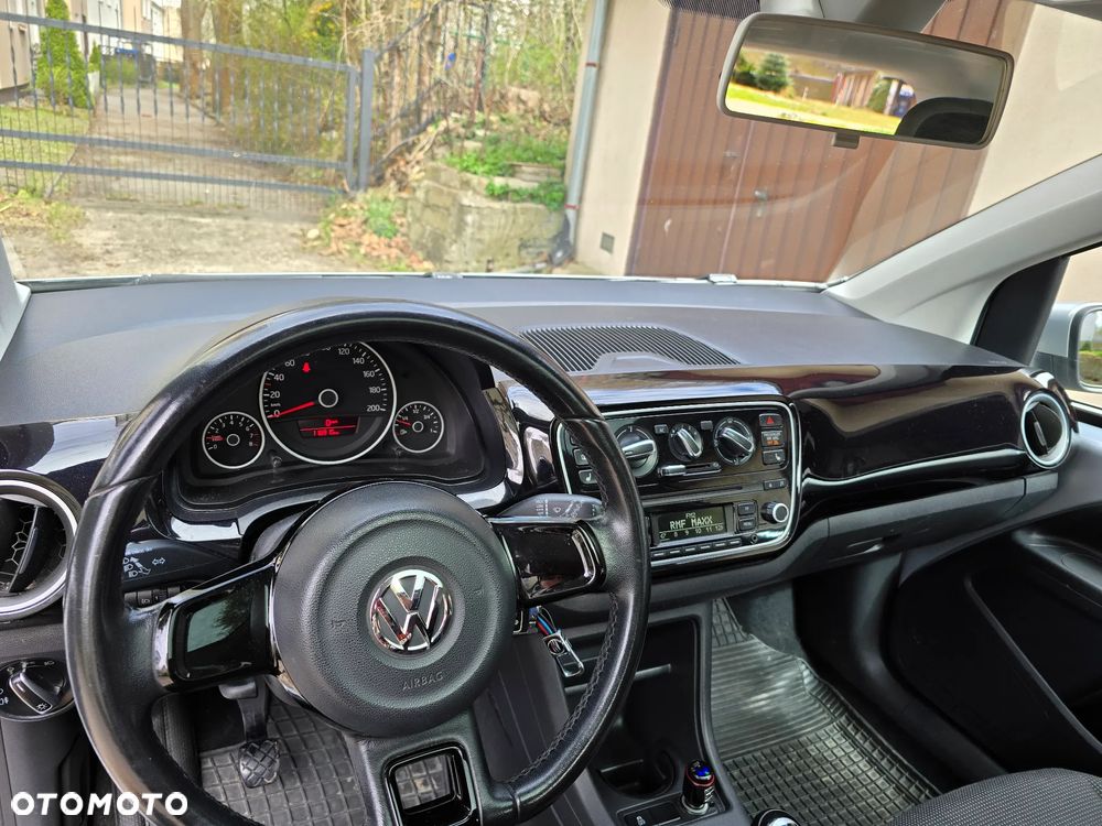 Volkswagen up! black style - 19