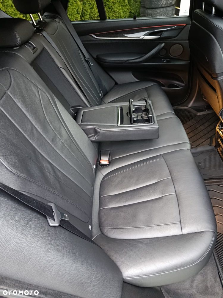 BMW X5 3.5i xDrive - 15