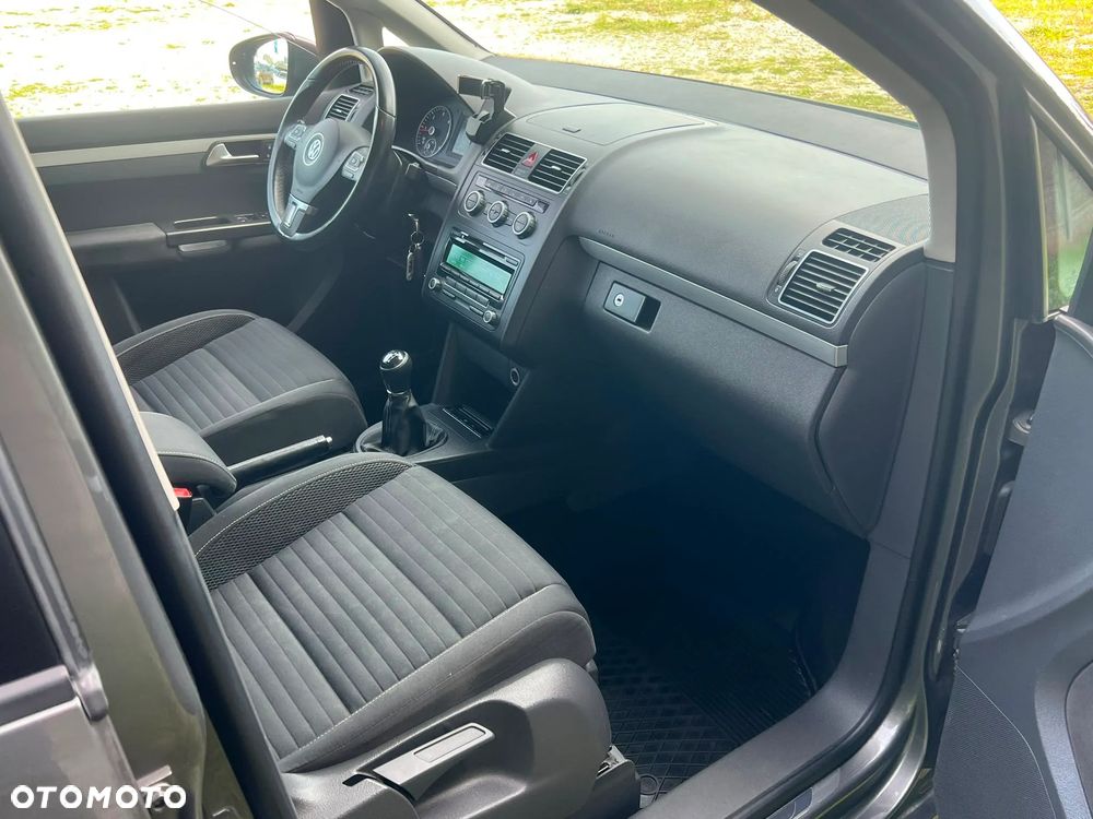 Volkswagen Touran 1.6 TDI DPF Cup - 12