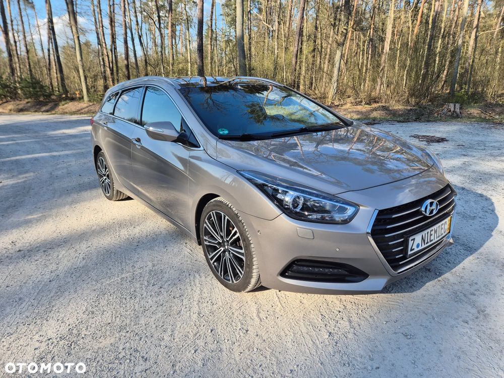 Hyundai i40 Kombi blue 1.7 CRDi DCT Premium - 15