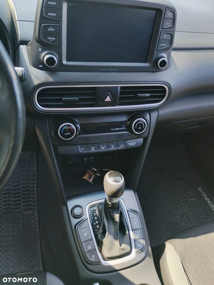 Hyundai Kona 1.6 T-GDI Premium DCT - 17