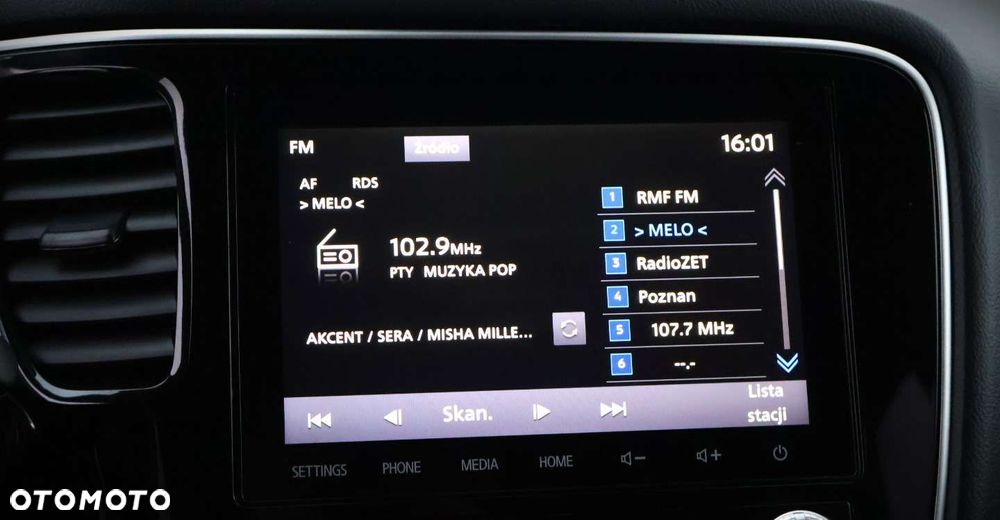 Mitsubishi Outlander - 29