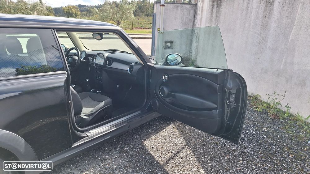 MINI Coupé Cooper SD - 9