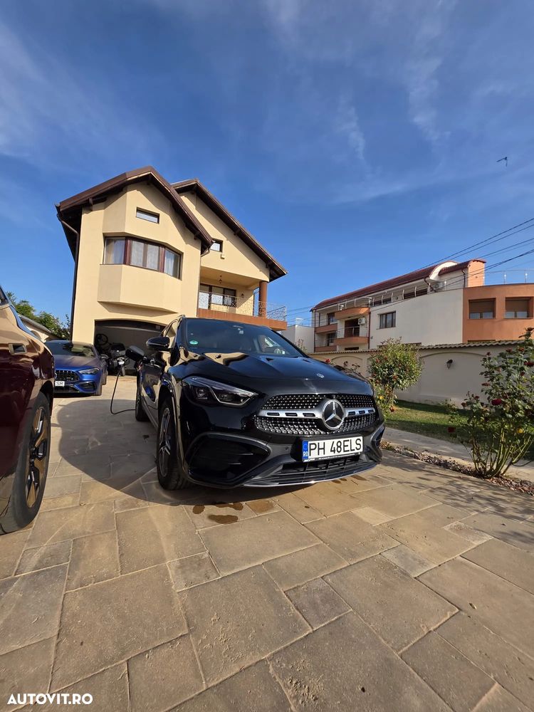 Mercedes-Benz GLA 250 e PHEV - 10
