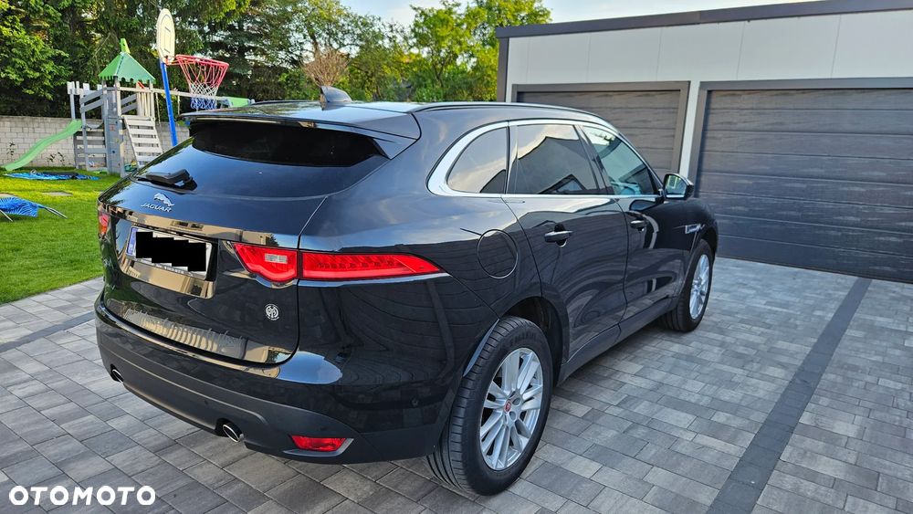Jaguar F-Pace 2.0 i4D AWD Prestige - 4