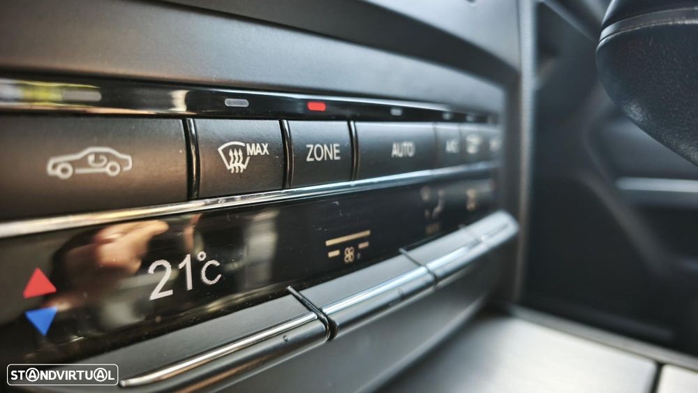 Mercedes-Benz E 250 - 23