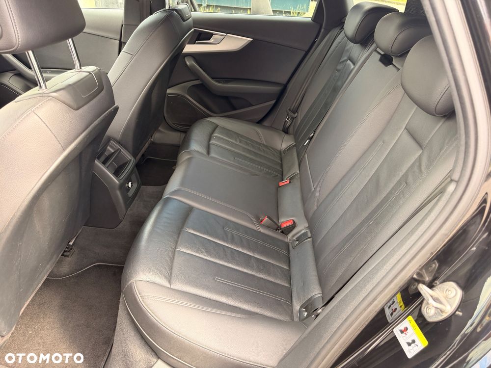 Audi A4 Avant 2.0 TDI S tronic - 14
