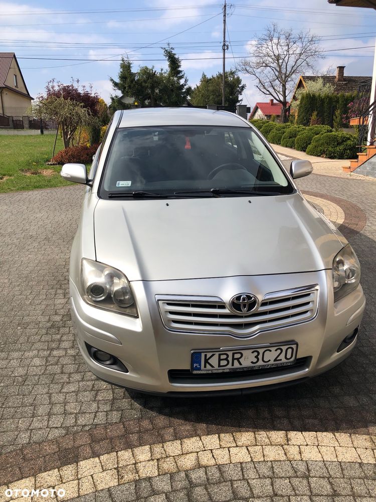Toyota Avensis 2.0 D-4D - 2
