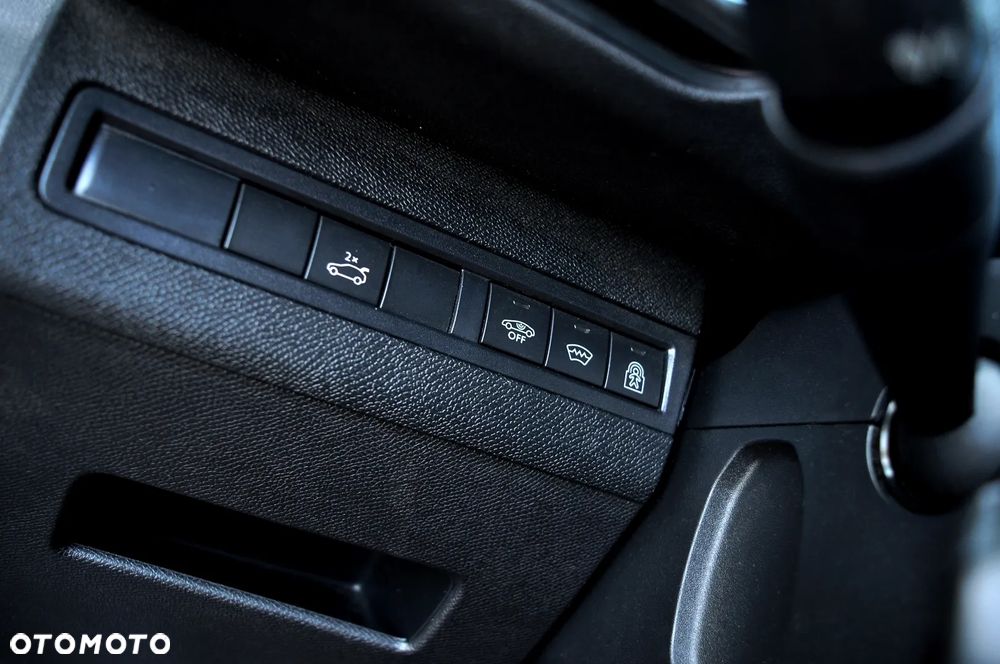 Peugeot 3008 2.0 BlueHDi Allure S&S - 37