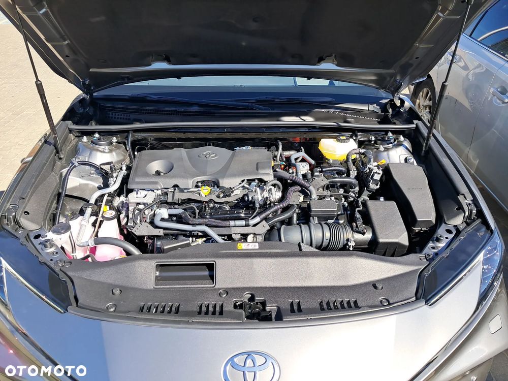 Toyota Camry 2.5 Hybrid Dynamic Force Executive e-CVT - 11
