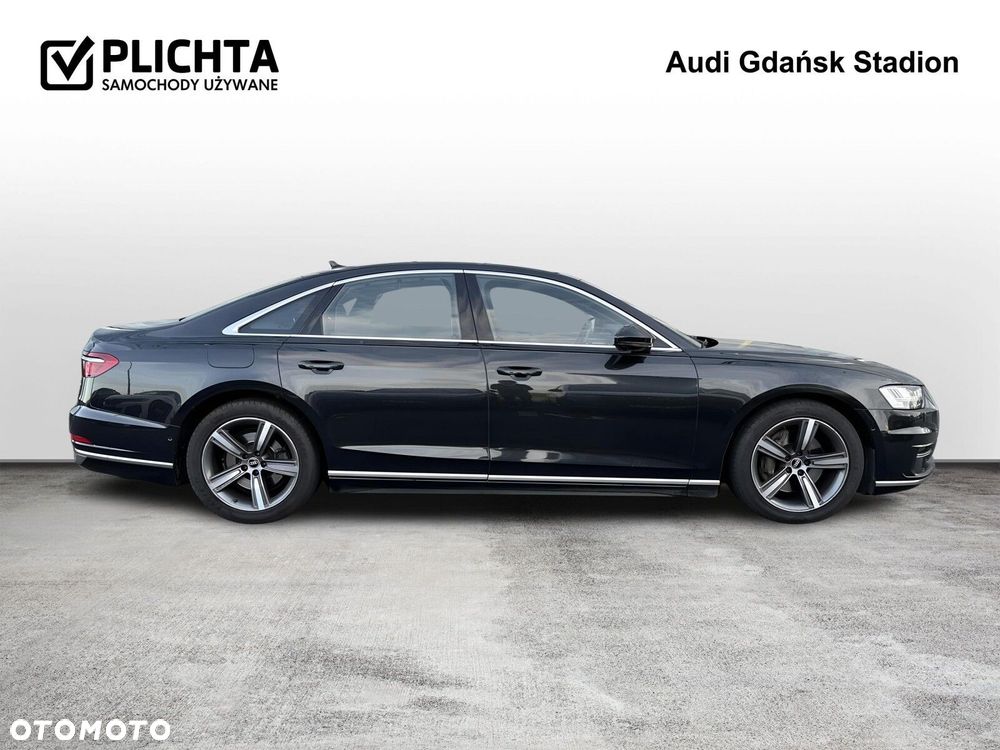 Audi A8 - 7