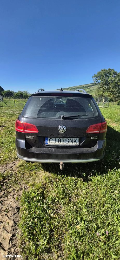 Volkswagen Passat 2.0 TDI 4Motion BlueMotion Technology Highline - 5
