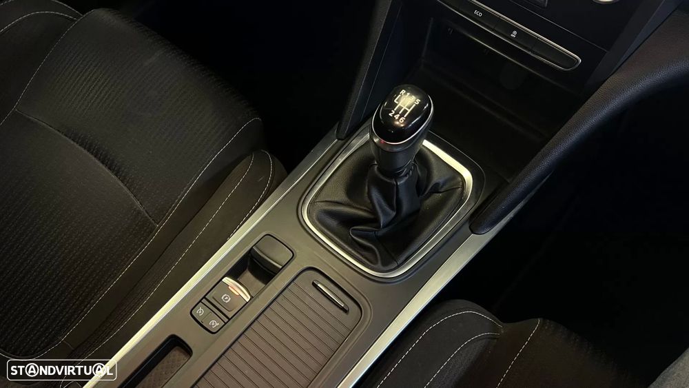 Renault Mégane ENERGY TCe 130 INTENS - 16