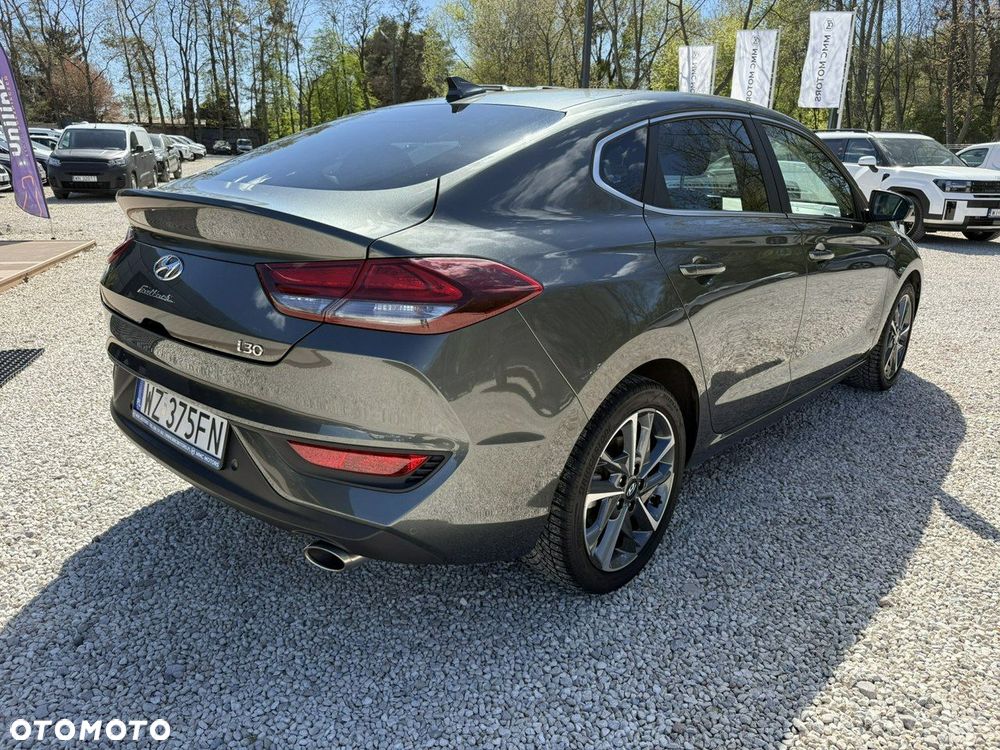 Hyundai i30 - 21