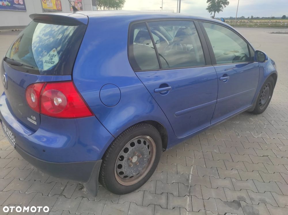 Volkswagen Golf 1.6 Trendline - 9