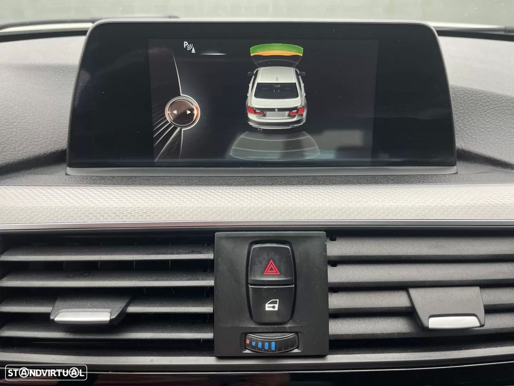 BMW 320 i Pack M Auto - 51