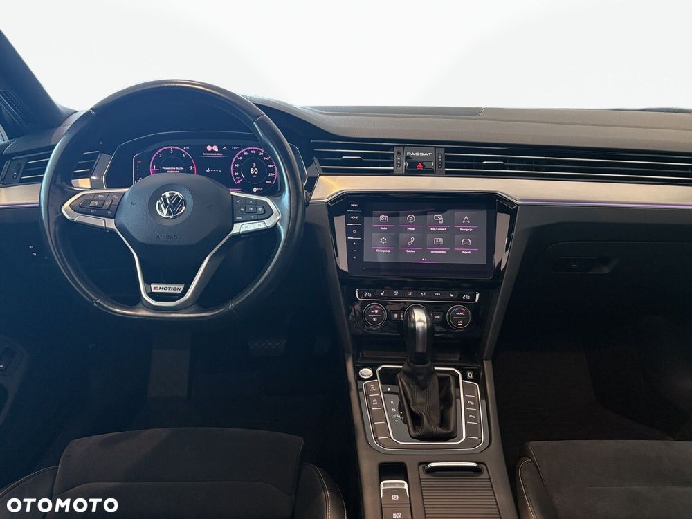 Volkswagen Passat Variant - 12