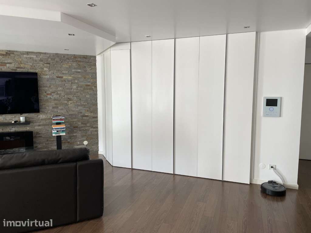T2 com garagem - Jardim da Amoreira, Ramada, Odivelas - Grande imagem: 5/28