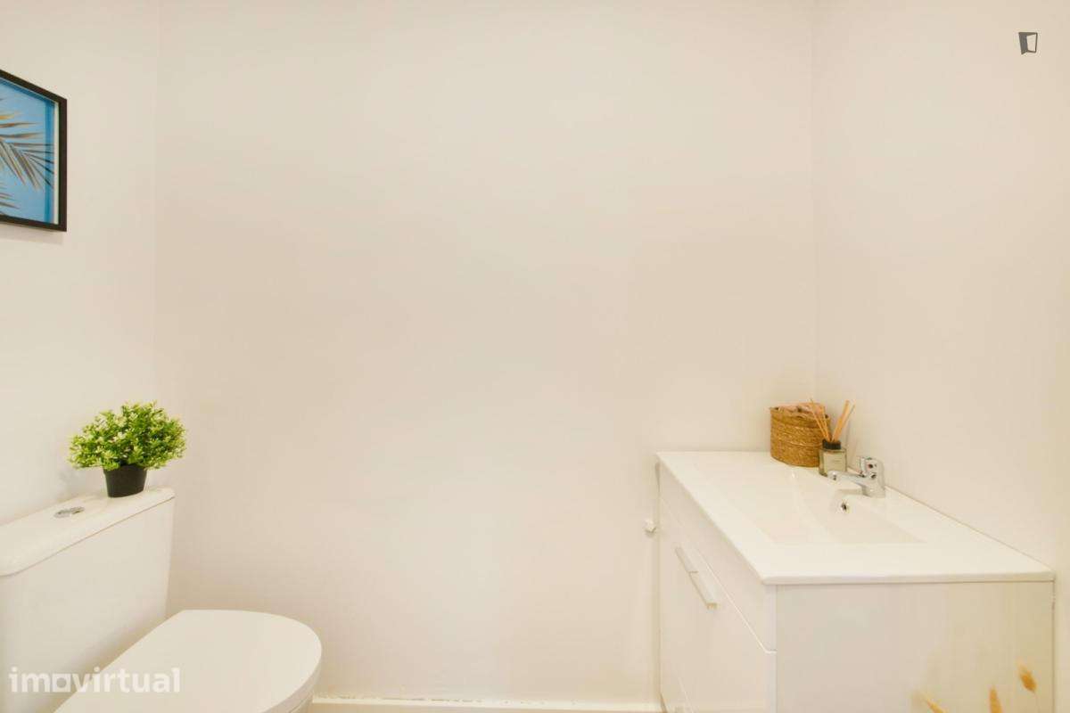 Quarto - localizado em Alvalade Lisbon - Grande imagem: 4/16