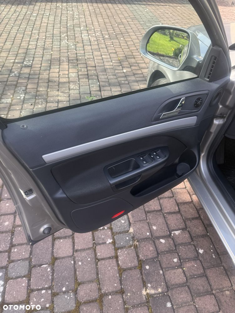 Skoda Octavia 1.4 TSI Family DSG - 11