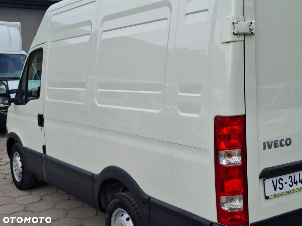Iveco Daily 35S13 L2H2 ŚREDNIAK Klima HAK 3500KG - 12