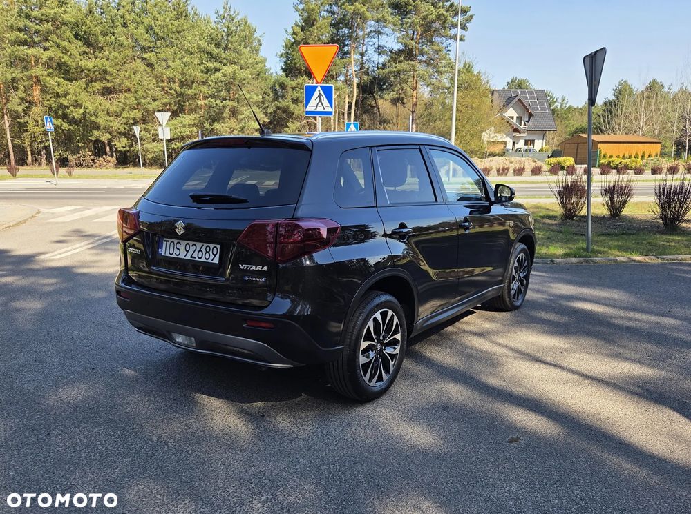 Suzuki Vitara 1.5 Dualjet Hybrid Allgrip AGS Comfort+ "SHINKAI" - 3