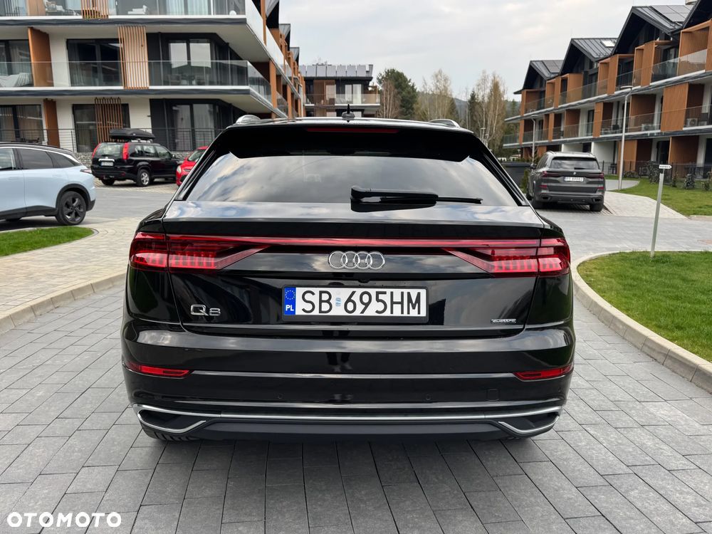 Audi Q8 55 TFSI quattro tiptronic - 9