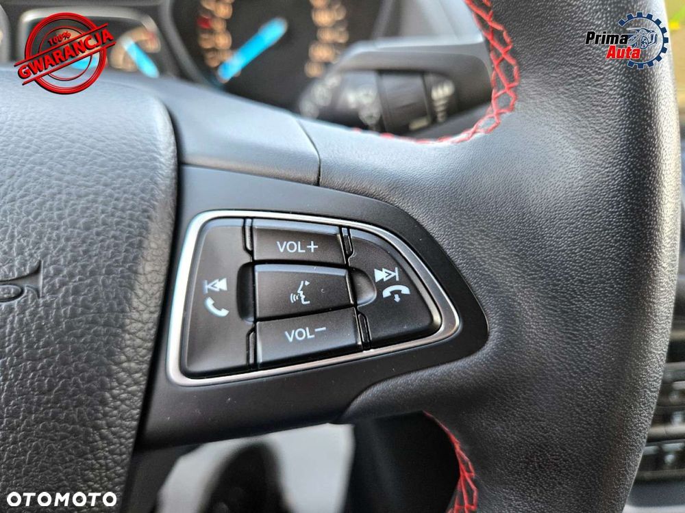 Ford Kuga 1.5 EcoBoost 2x4 ST-Line - 24