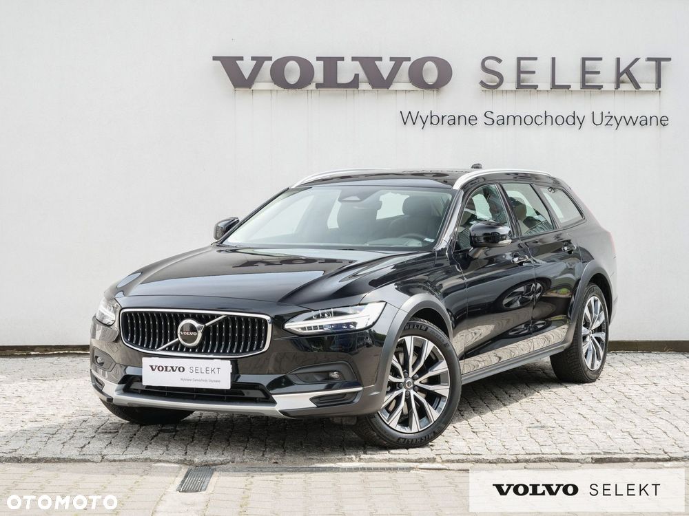 Volvo V90 Cross Country - 1