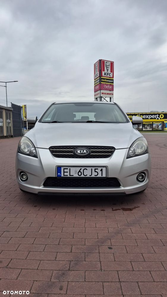 Kia Ceed 1.6 Comfort - 2