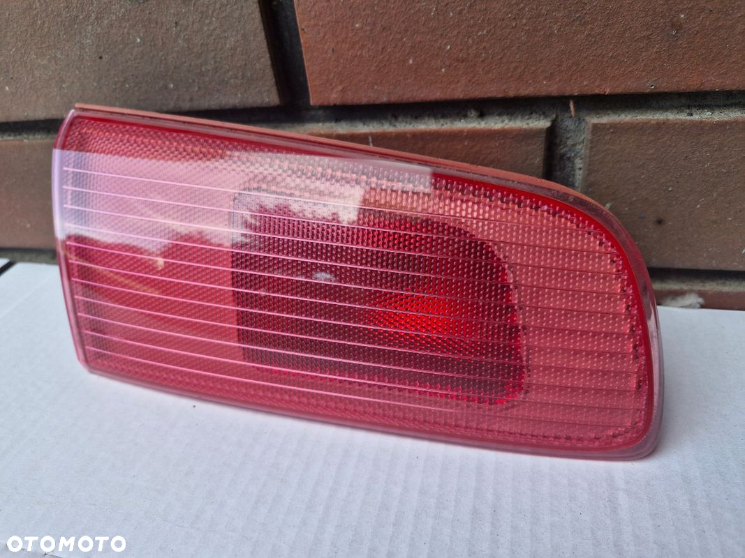 MAZDA II 2 DY LAMPA LEWA TYŁ TYLNA W KLAPĘ EUROPA - 3