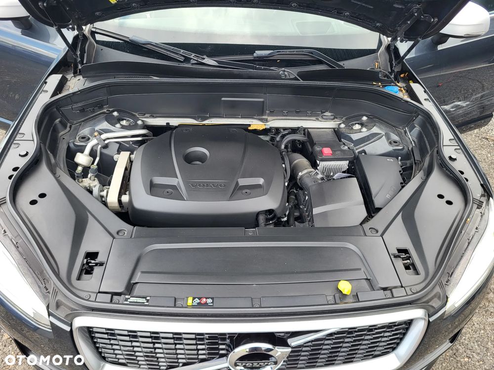 Volvo XC 90 T5 AWD Geartronic RDesign - 21