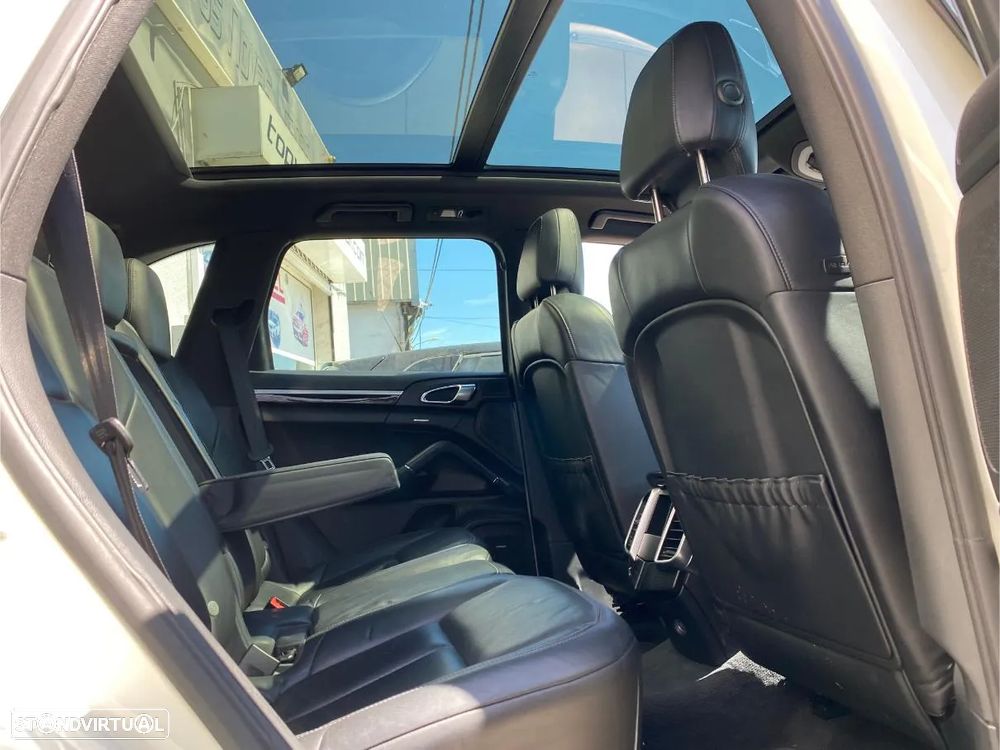 Porsche Cayenne S Hybrid - 21