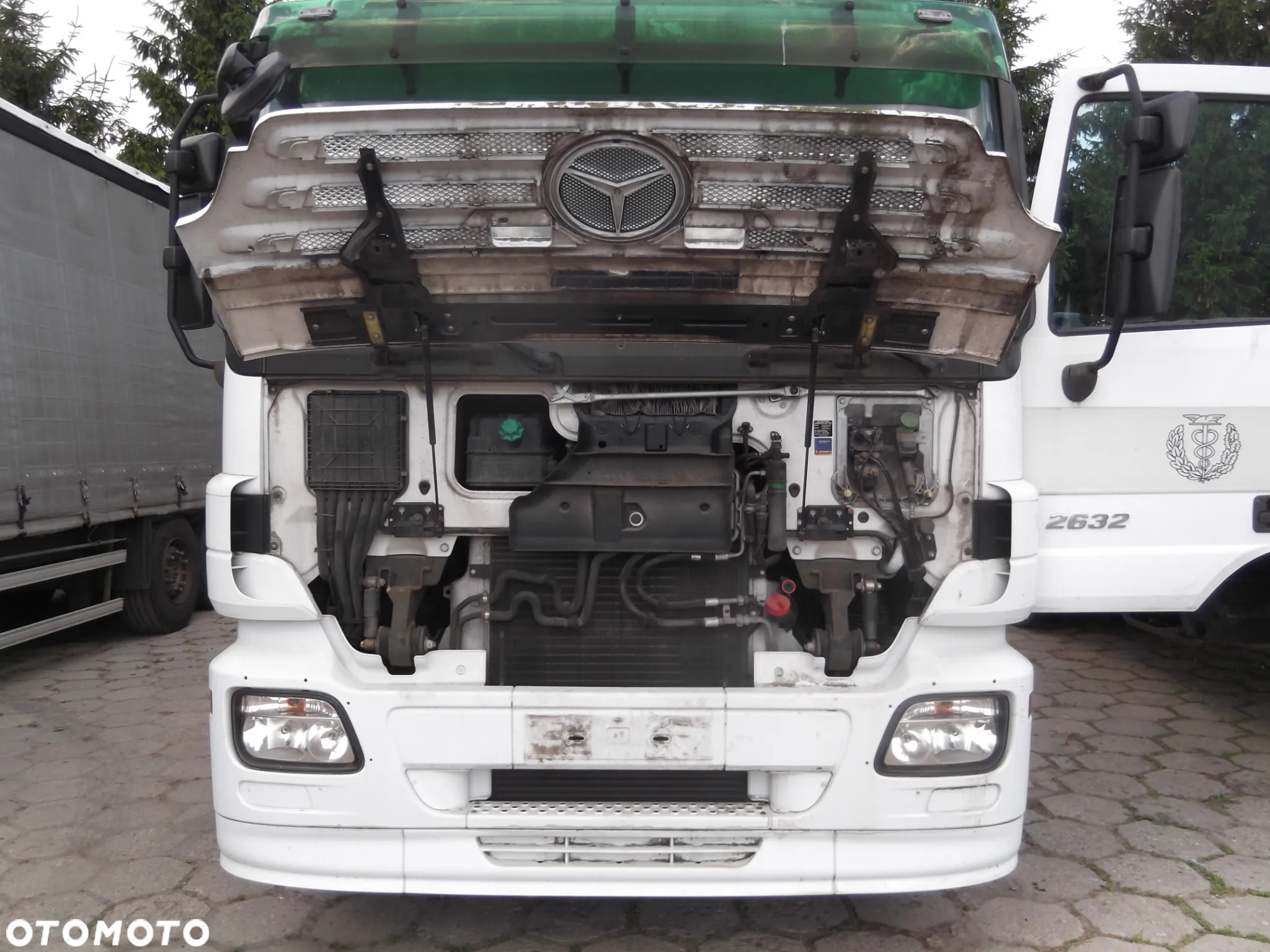 Mercedes-Benz Actros 6x4 - 2