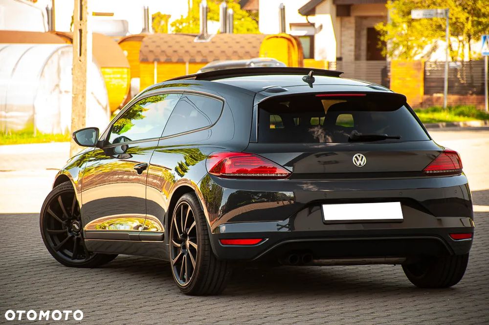 Volkswagen Scirocco 2.0 TSI (BlueMotion Technology) DSG - 16