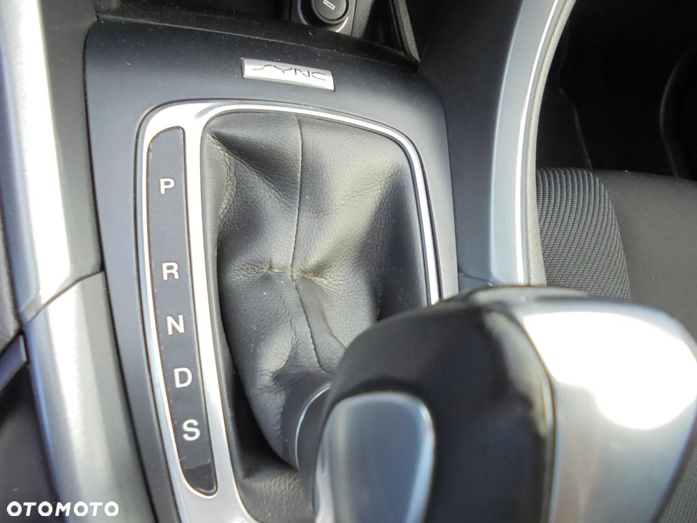 Ford Mondeo 2.0 TDCi Titanium PowerShift - 24