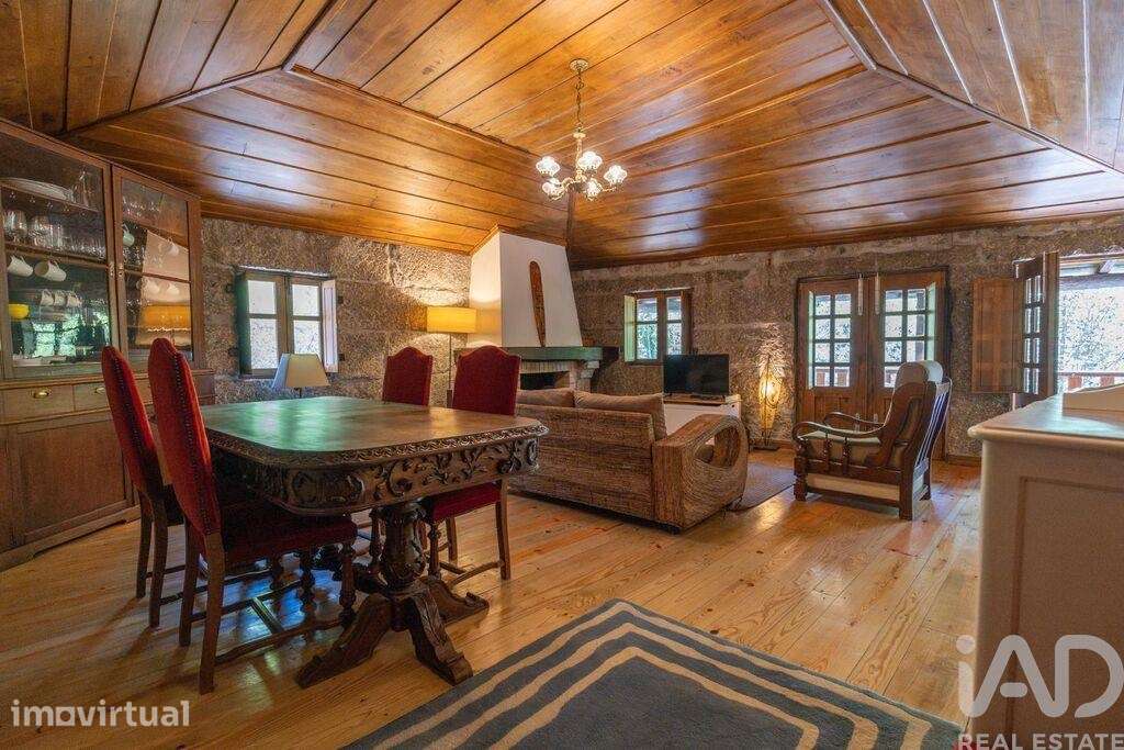 Quinta rural T4 em Travassós de 288 m2 - Grande imagem: 3/36