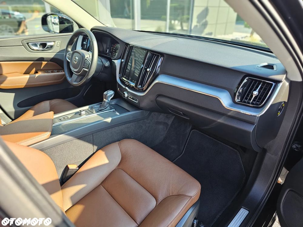 Volvo XC 60 D5 AWD Inscription - 39