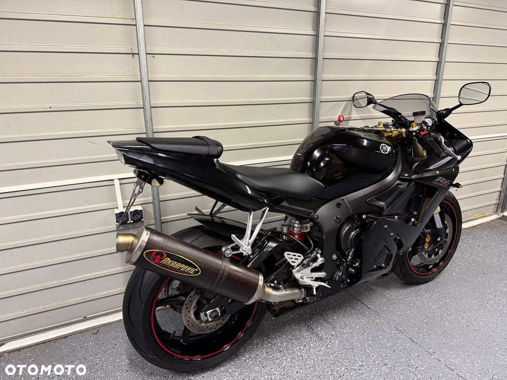 Yamaha R6 - 4